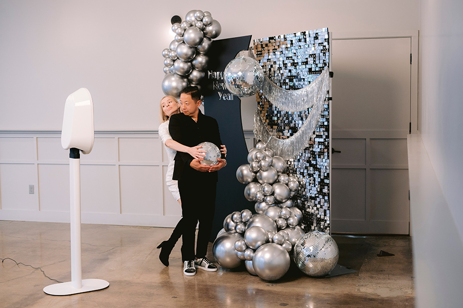 Salsa digital booth selfie moment